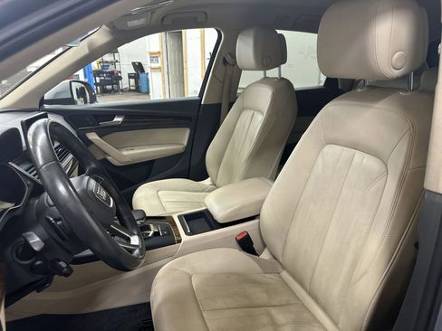 Used 2018 Audi Q5 2.0T Premium image 13