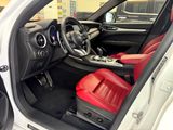 Used 2022 Alfa Romeo Stelvio Veloce image 6