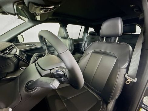 New 2025 Jeep Grand Cherokee Limited image 21