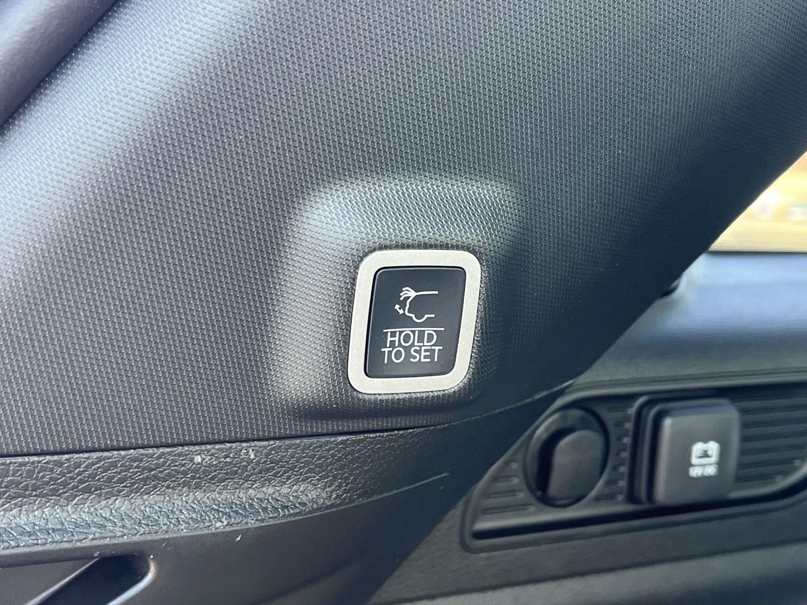 New 2026 Jeep Grand Cherokee Limited AWD/4WD image 5