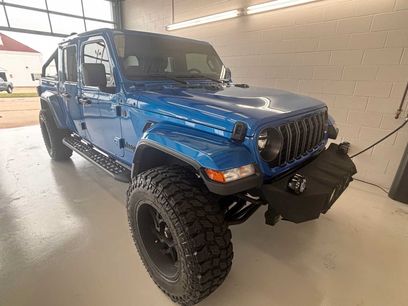 Used 2025 Jeep Gladiator Sport