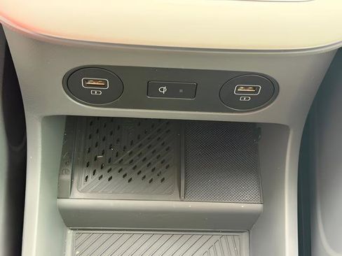 Used 2024 Hyundai Ioniq 5 Limited image 21