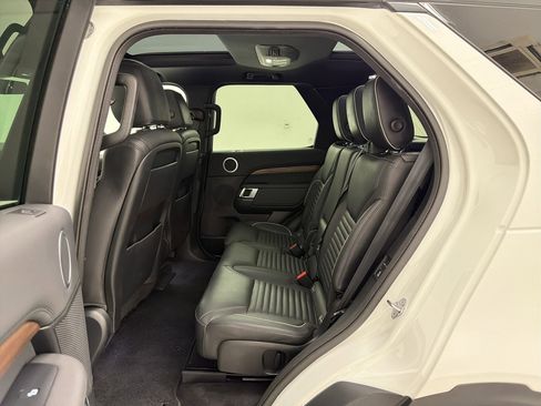 Used 2020 Land Rover Discovery HSE AWD/4WD image 14
