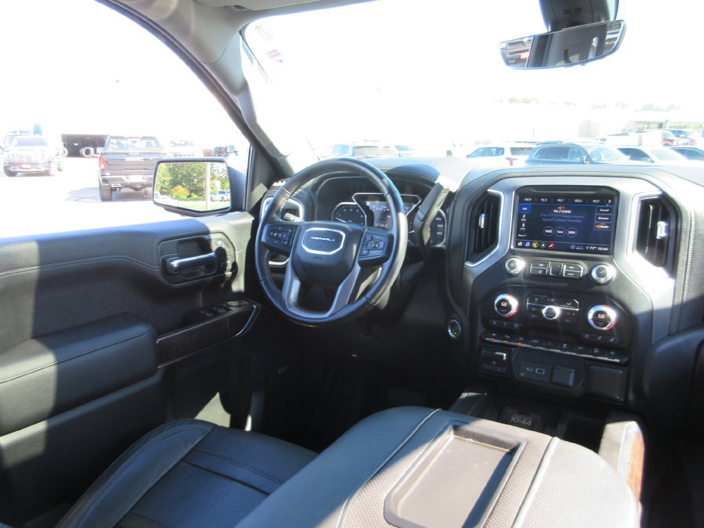 Used 2020 GMC Sierra 1500 Denali w/ Denali Ultimate Package AWD/4WD image 30