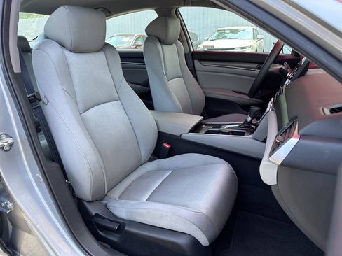 Used 2020 Honda Accord LX image 37