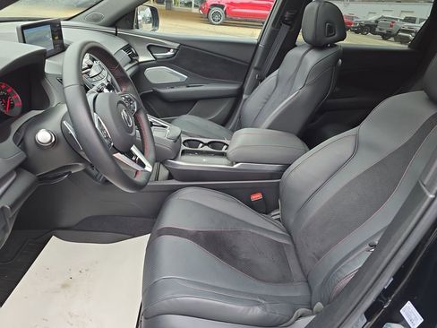Used 2025 Acura RDX A-Spec image 9