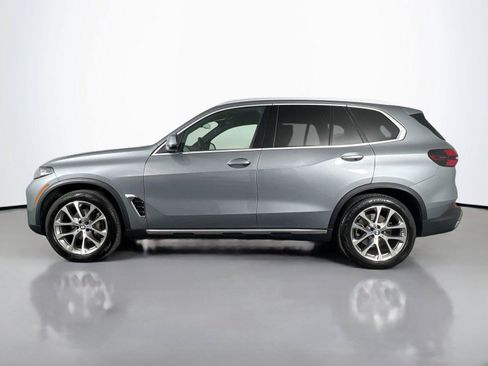 Used 2024 BMW X5 xDrive40i AWD/4WD image 3