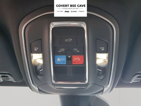 New 2026 Jeep Grand Wagoneer L 2WD image 43