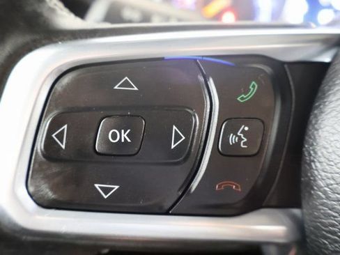 Used 2021 Jeep Wrangler Unlimited Sahara AWD/4WD image 18