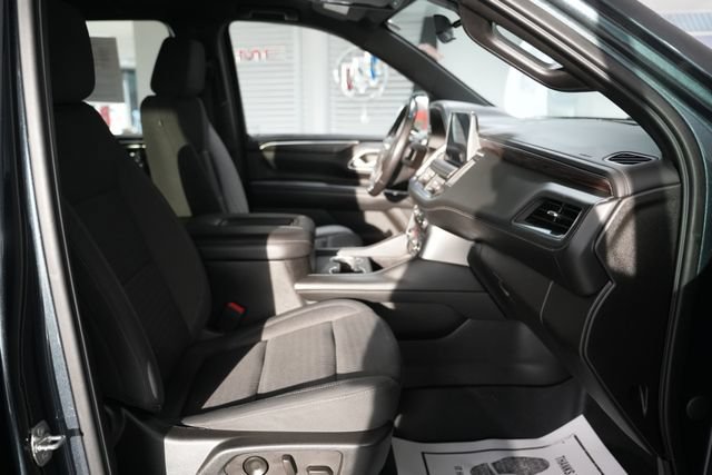 Used 2021 Chevrolet Suburban LS AWD/4WD image 21
