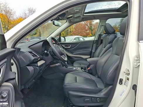 Used 2022 Subaru Forester Limited image 13