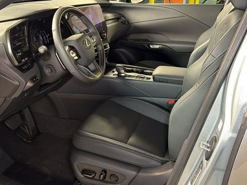 Used 2024 Lexus RX 350 Premium w/ Cold Area Package AWD/4WD image 21
