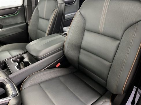 Certified 2024 GMC Acadia AT4 w/ Super Cruise Package image 19