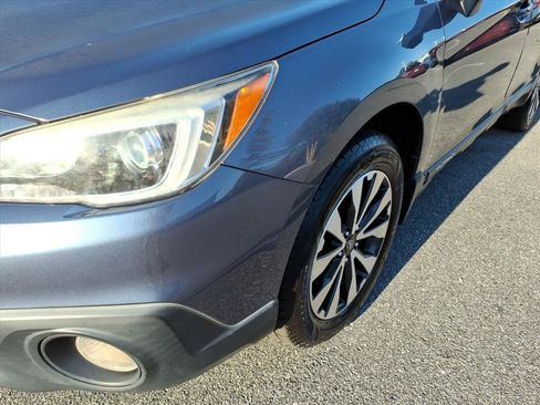 Used 2017 Subaru Outback 2.5i Limited AWD/4WD image 8