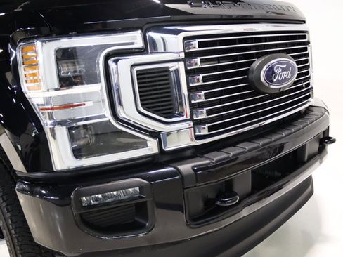 Used 2022 Ford F350 Platinum AWD/4WD image 29