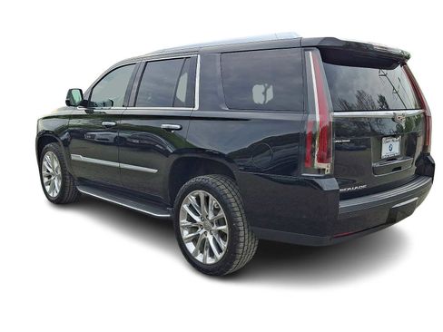 Used 2018 Cadillac Escalade Premium Luxury AWD/4WD image 4