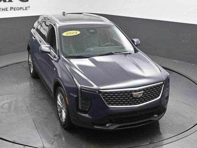 Used 2024 Cadillac XT4 Premium Luxury w/ Cold Weather Package AWD/4WD image 53
