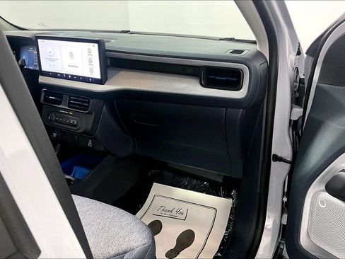 Used 2025 Ford Maverick XLT w/ 4K Tow Package AWD/4WD image 15