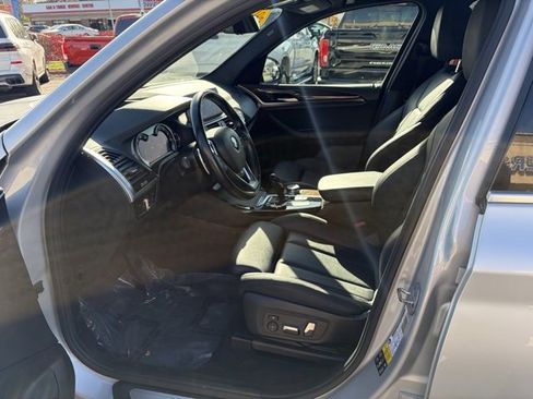Used 2018 BMW X3 xDrive30i w/ Premium Package image 16