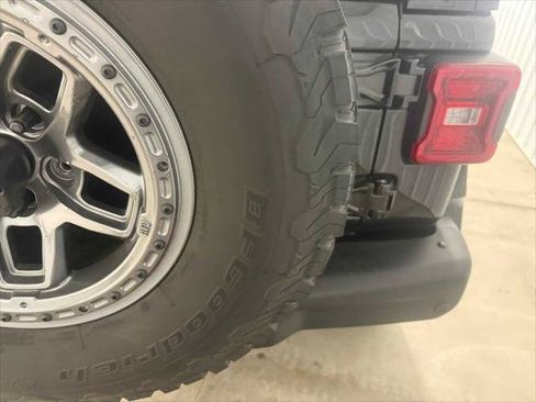 Certified 2019 Jeep Wrangler Unlimited Rubicon AWD/4WD image 18