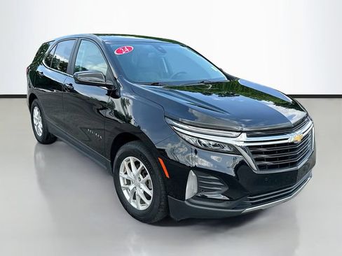 Used 2024 Chevrolet Equinox LT FWD image 3