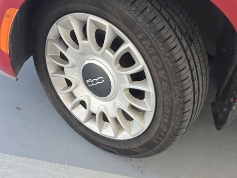 Used 2015 FIAT 500 Lounge w/ Luxury Leather Package image 10