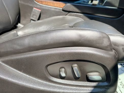 Used 2013 Cadillac XTS Premium FWD image 39