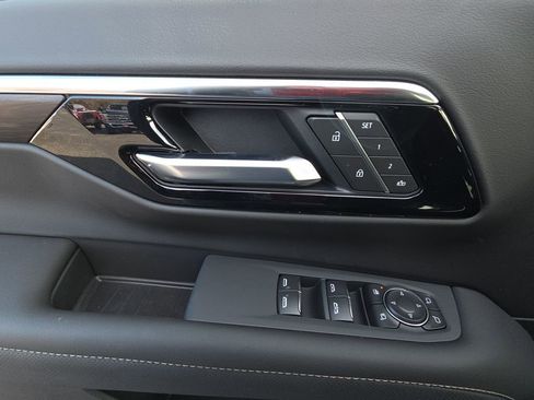 New 2026 Chevrolet Suburban Premier w/ Sun And Tow Package image 13