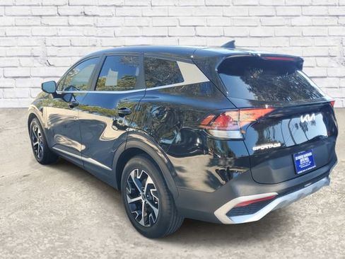 Used 2023 Kia Sportage EX image 2