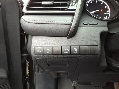 Used 2022 Toyota Camry SE image 20