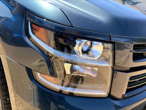 Used 2019 Chevrolet Tahoe Premier AWD/4WD image 31