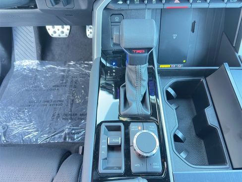 New 2025 Toyota Tundra Platinum image 9