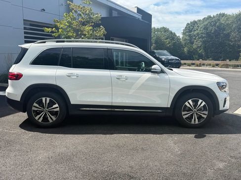Used 2026 Mercedes-Benz GLB 250 4MATIC image 7