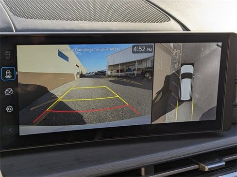 Used 2025 Hyundai Santa Fe Limited image 38