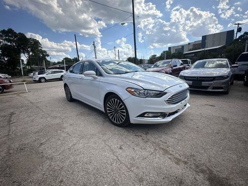 Used 2018 Ford Fusion Titanium AWD/4WD image 8