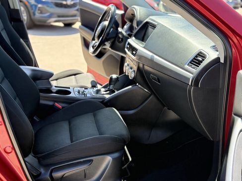 Used 2016 MAZDA CX-5 Touring image 3
