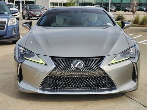 Used 2018 Lexus LC 500 Coupe image 2