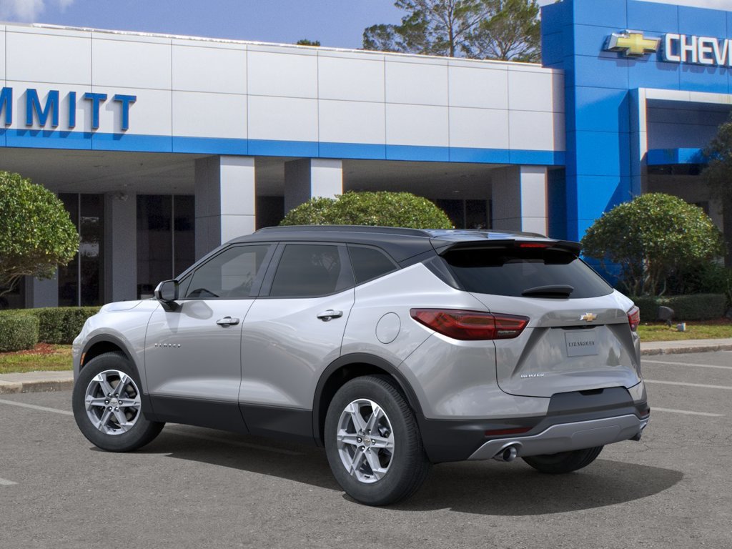 New 2026 Chevrolet Blazer LT w/ Convenience Package FWD image 3