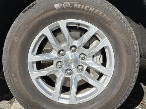 Used 2024 Chevrolet Tahoe LT image 43