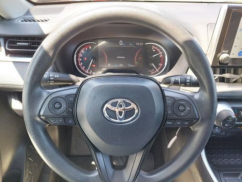 Certified 2025 Toyota RAV4 XLE AWD/4WD image 22