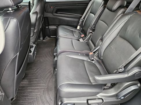 Used 2021 Honda Odyssey EX-L image 15