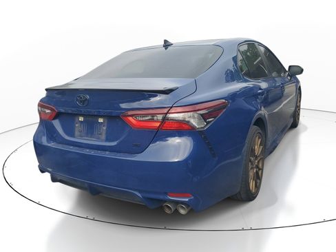 Used 2023 Toyota Camry SE w/ Convenience Package FWD image 6