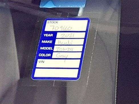 Used 2021 Hyundai Ioniq SE image 24