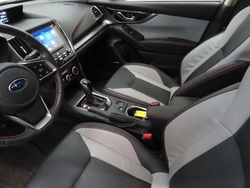 Used 2019 Subaru Crosstrek 2.0i Limited w/ Moonroof Package w/Navigation image 24