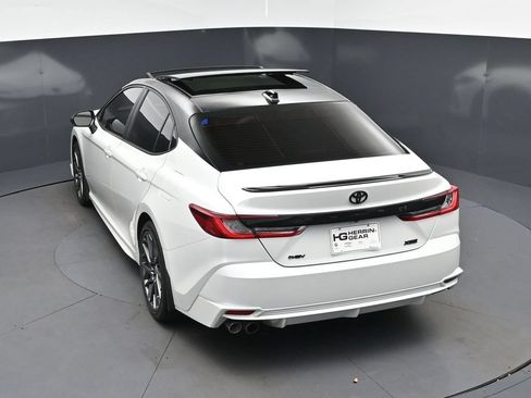 Used 2025 Toyota Camry XSE FWD image 33