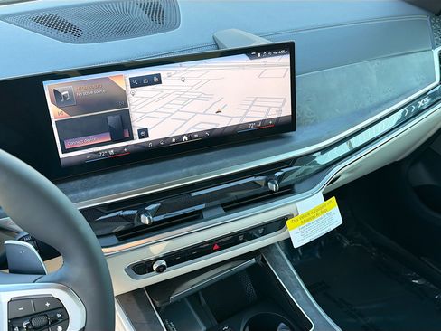 New 2026 BMW X5 xDrive50e image 28