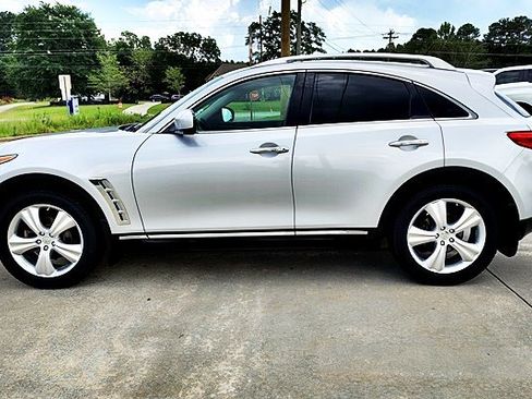 Used 2011 INFINITI FX35 AWD w/ Premium Pkg image 6