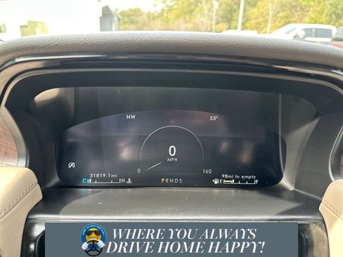 Certified 2021 Lincoln Nautilus Reserve w/ Equipment Group 201A image 15