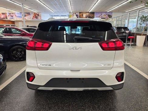 Used 2022 Kia Niro LX FWD image 5