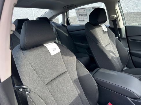 New 2025 Honda Accord SE image 16